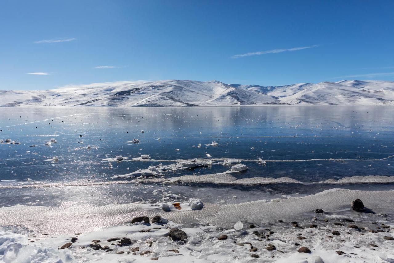 Lake Cildir Lodge Экстерьер фото